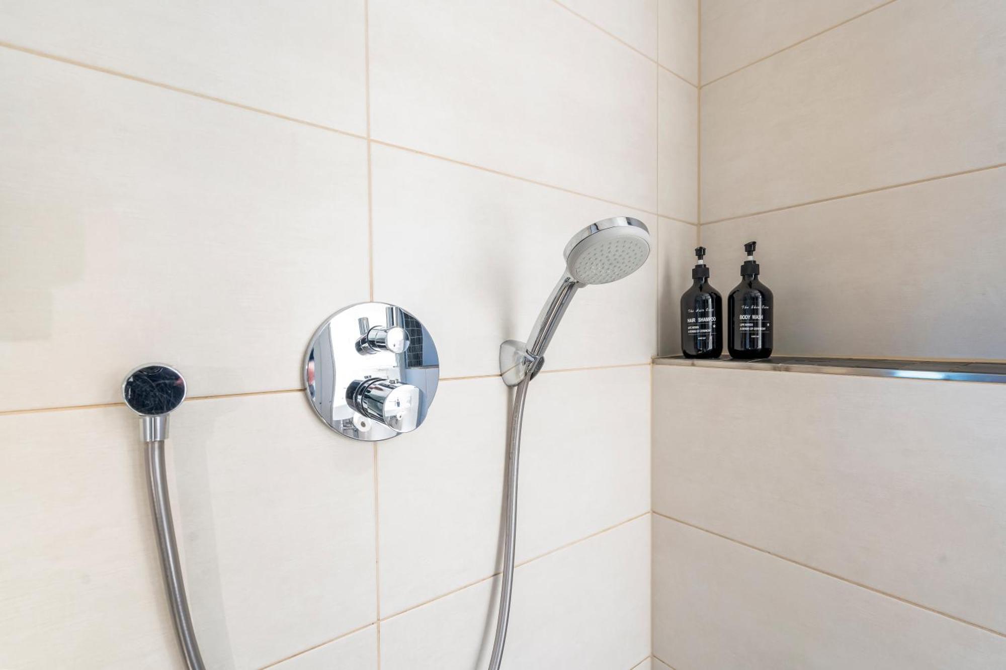 Urban Retreat - Whirpool - Lage Appartement