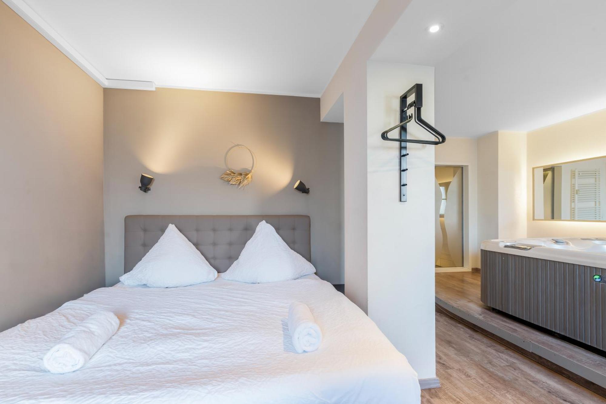Urban Retreat - Whirpool - Lage